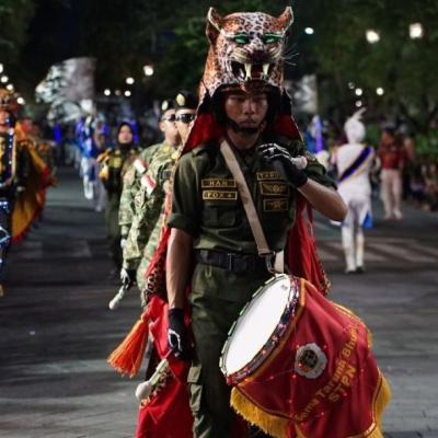 Penampilan Marching Band Gema Taruna Bhumi pada Piala Raja 2025