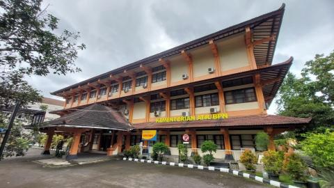 Gedung Laboratorium Terpadu