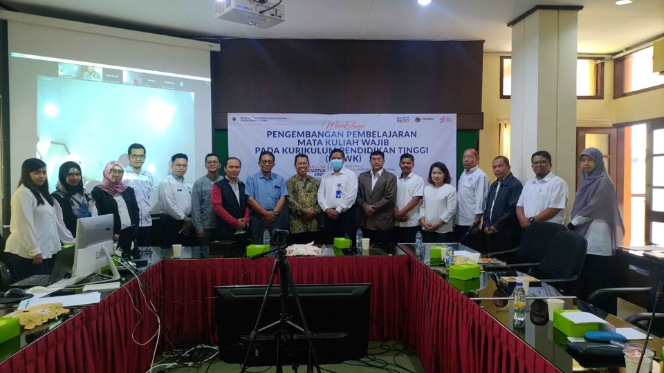 Workshop Pengembangan Pembelajaran Mata Kuliah Wajib pada Kurikulum Pendidikan Tinggi (MKWK)