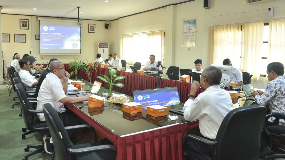 Workshop Evaluasi Pendidikan dan Evaluasi Kurikulum Program Studi Diploma IV Pertanahan STPN